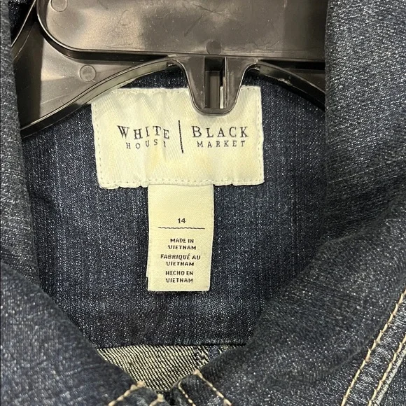 Levi's Women's Dark Blue Jean Jacket - Picture 2 of 7